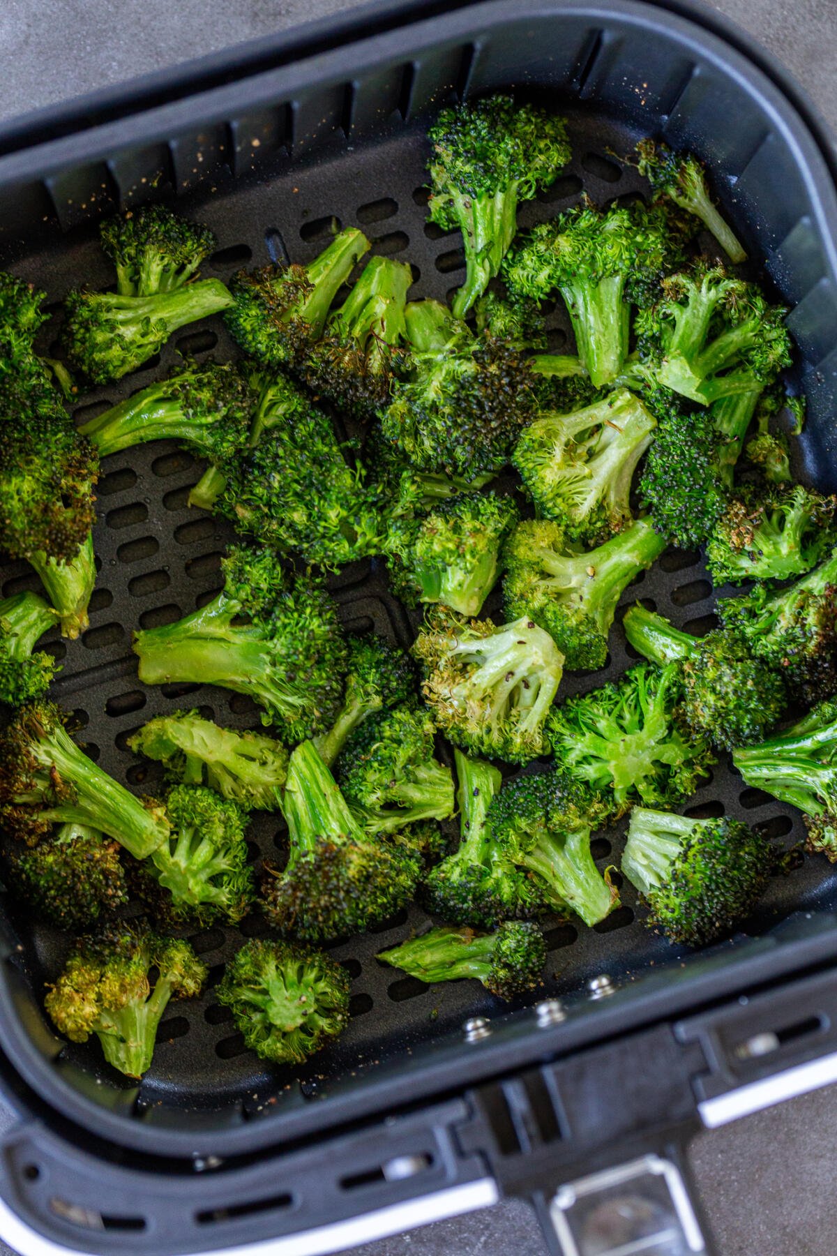 Air Fryer Broccoli Preparation